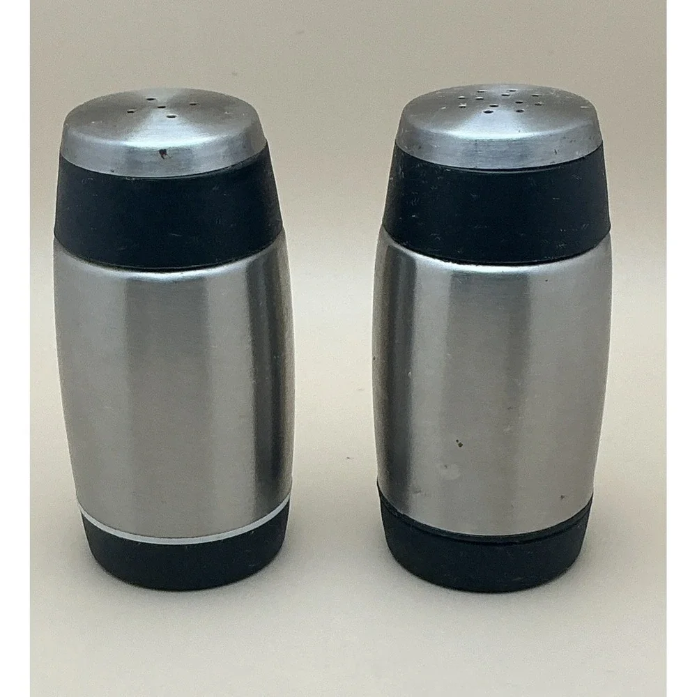 KitchenAid Stainless‎ Steel Salt & Pepper Shakers Set Soft Grip Brushed Silver